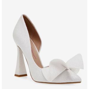 Betsey Johnson Nobble Pump Ivory white Glitter Size 9.5 New